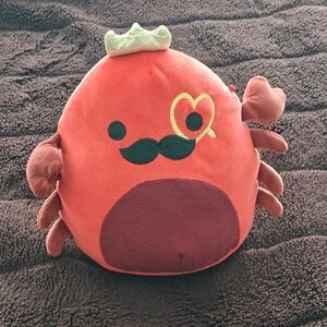Squishmallow Valentine's Crab with Crown